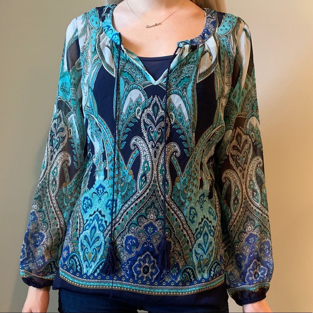 Flowy Patterned Blouse - image 1